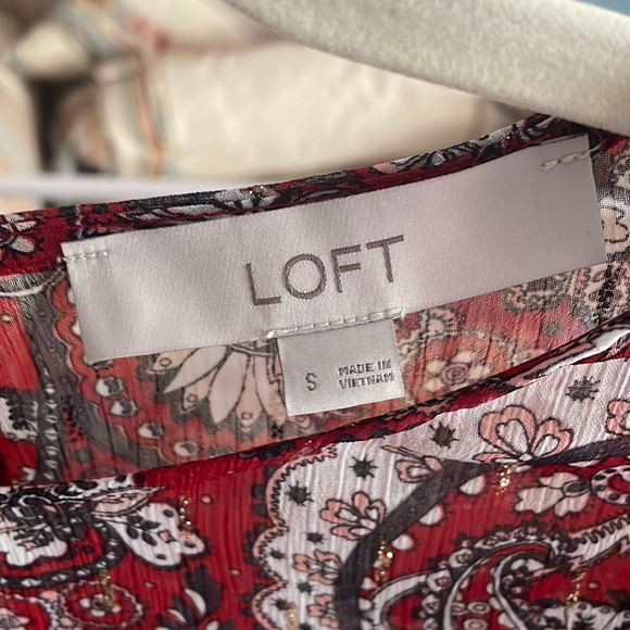 Beautiful Holiday dress! Never worn! - Picture 1 of 4